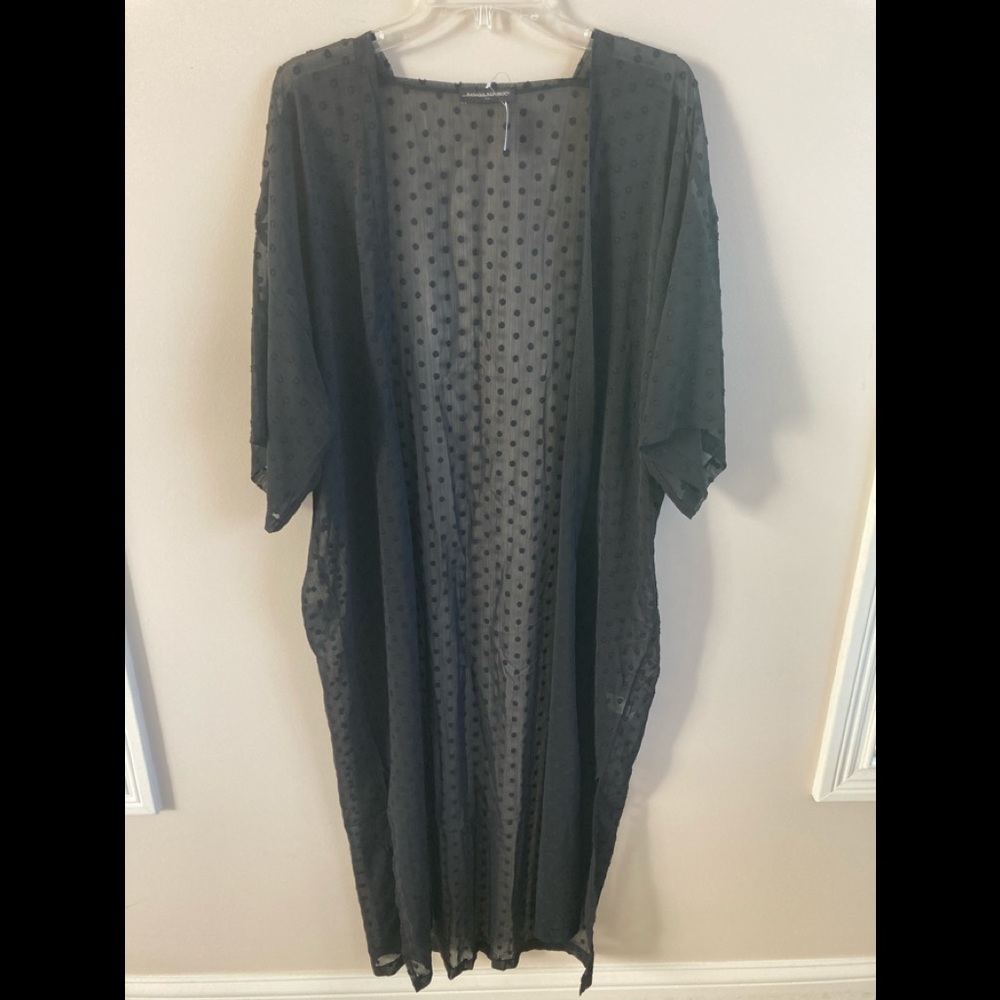 NWT-Banana Republic Black Shear Shrug, One Size